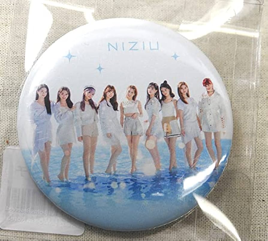 Amazon.co.jp: NIZIU 缶バッジ : Toys & Games